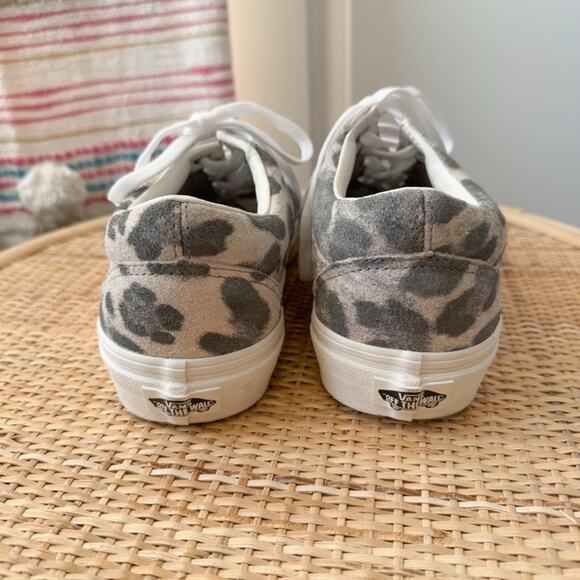 Vans Old Skool Hairy Suede Grey Leopard Animal Print Low Top Shoes Women’s 9.5 - Picture 5 of 9